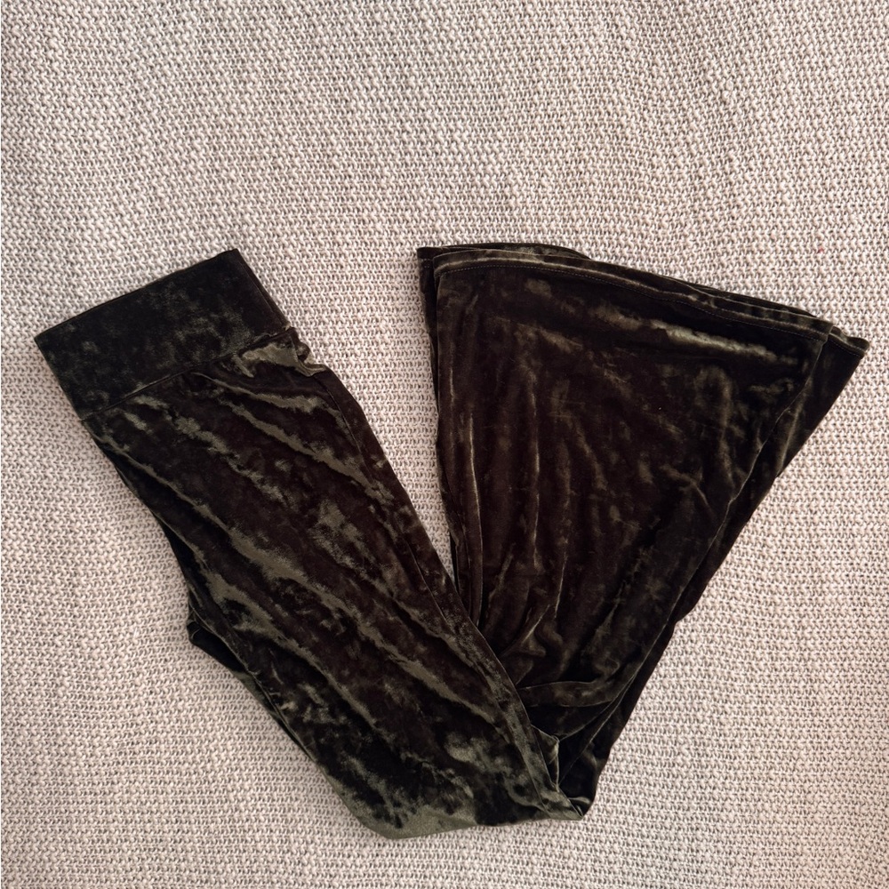 Velvet Flare Pants in Dark Green